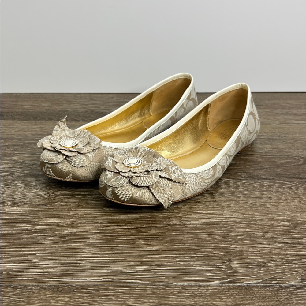 Coach “Lorette” Signature Jacquard Flower Flats (Size 8B)